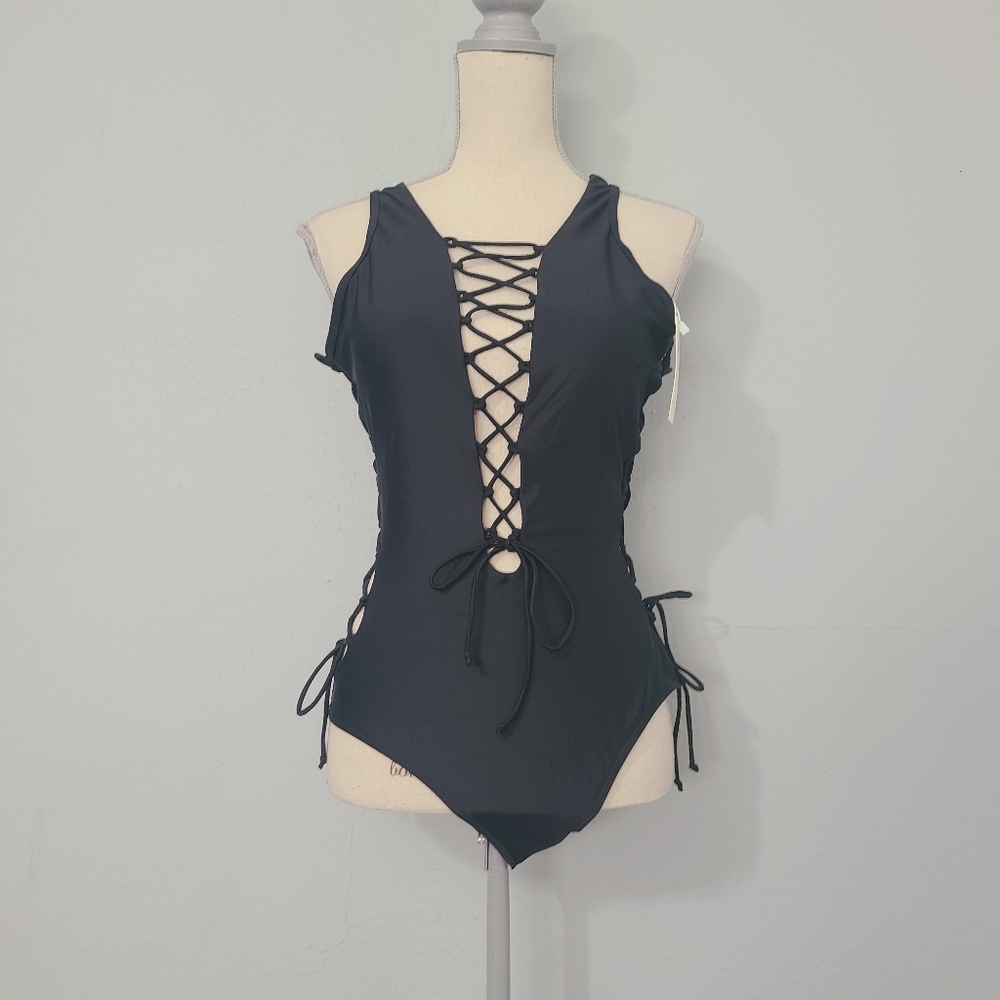 Holipick High‎ Cut Cross Back Black Lace-Up Swimsuit Size Large